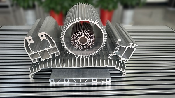 哪些行業適合工業鋁型材定制？