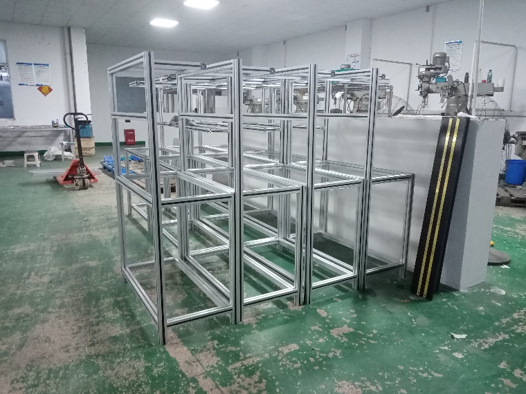 定制鋁型材設備機柜需要哪種工業鋁材？